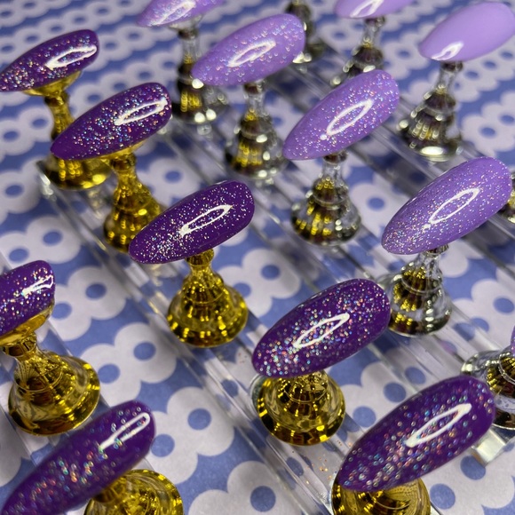 Press on Nails - Picture 2 of 3